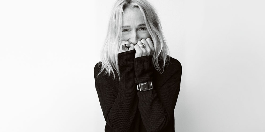 lucinda-chambers-by-mario-testino-art-partner