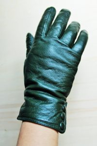 gloves story